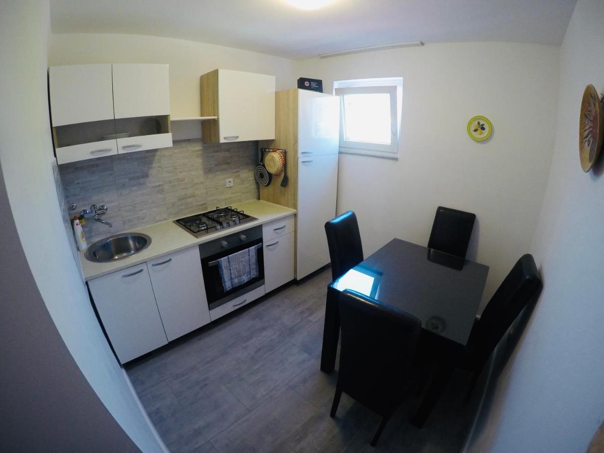 Apartments Lopac Jadranovo Zewnętrze zdjęcie