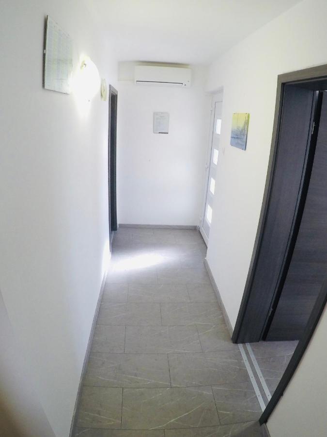Apartments Lopac Jadranovo Zewnętrze zdjęcie