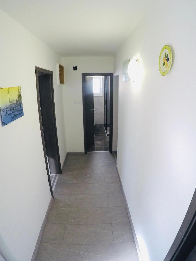 Apartments Lopac Jadranovo Zewnętrze zdjęcie