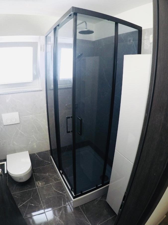 Apartments Lopac Jadranovo Zewnętrze zdjęcie