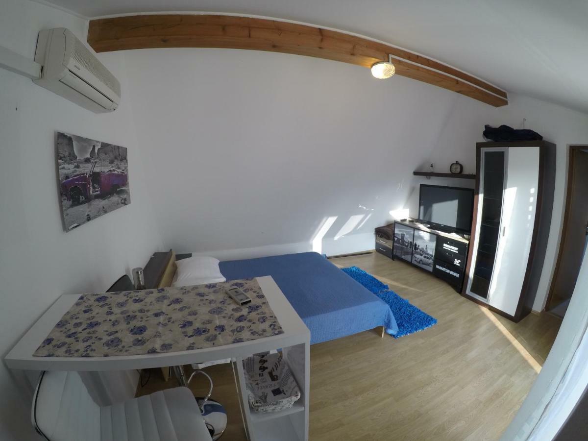 Apartments Lopac Jadranovo Zewnętrze zdjęcie