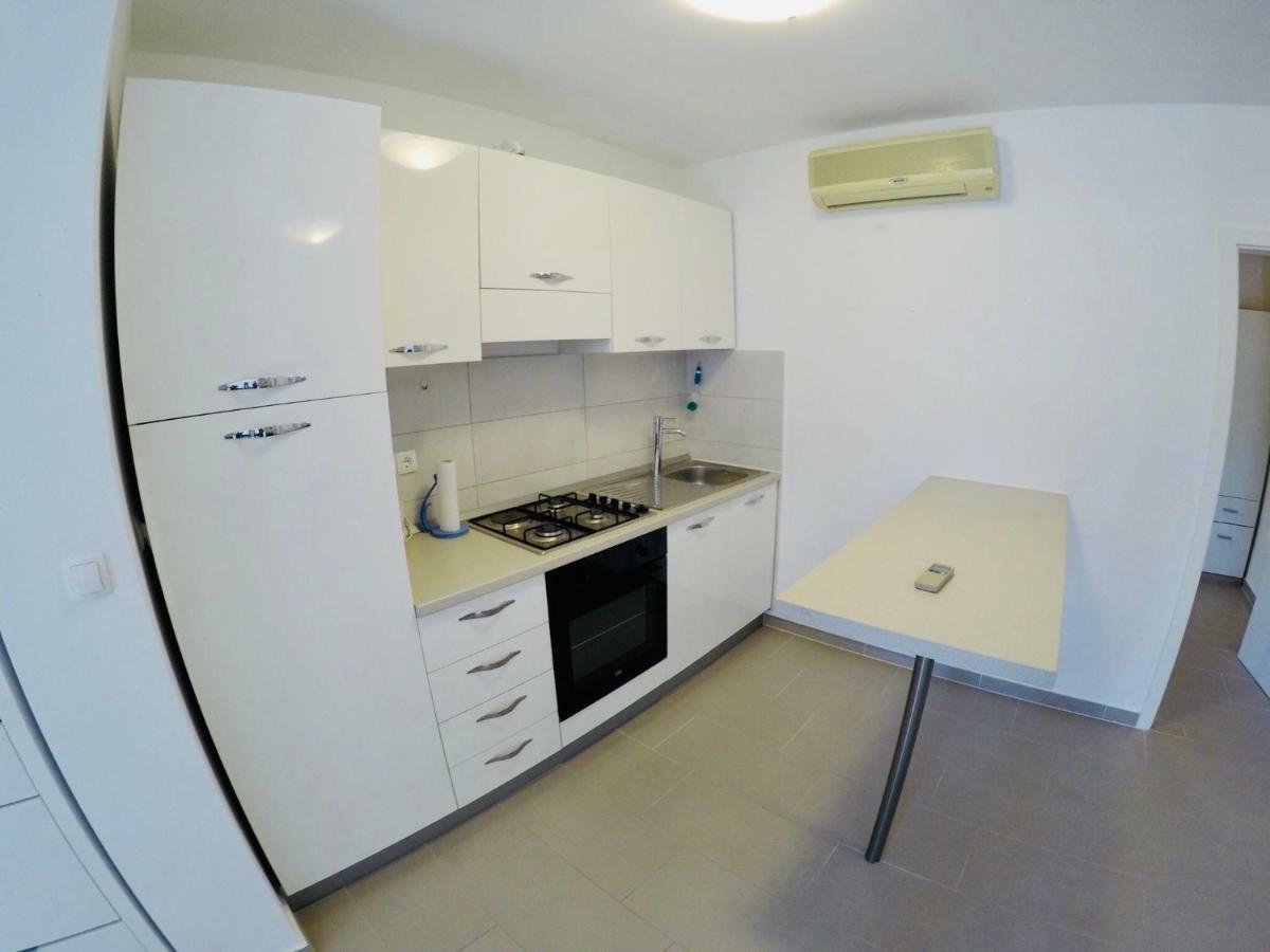 Apartments Lopac Jadranovo Zewnętrze zdjęcie