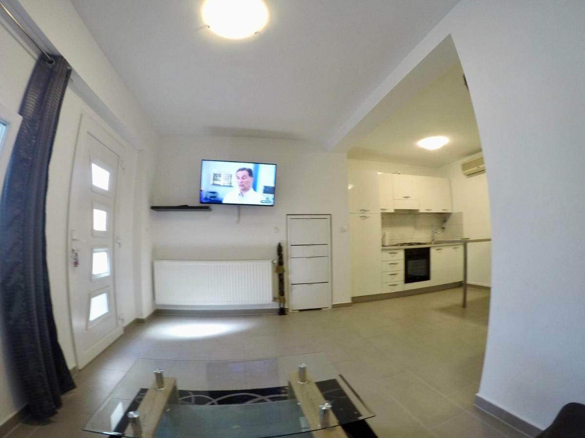 Apartments Lopac Jadranovo Zewnętrze zdjęcie