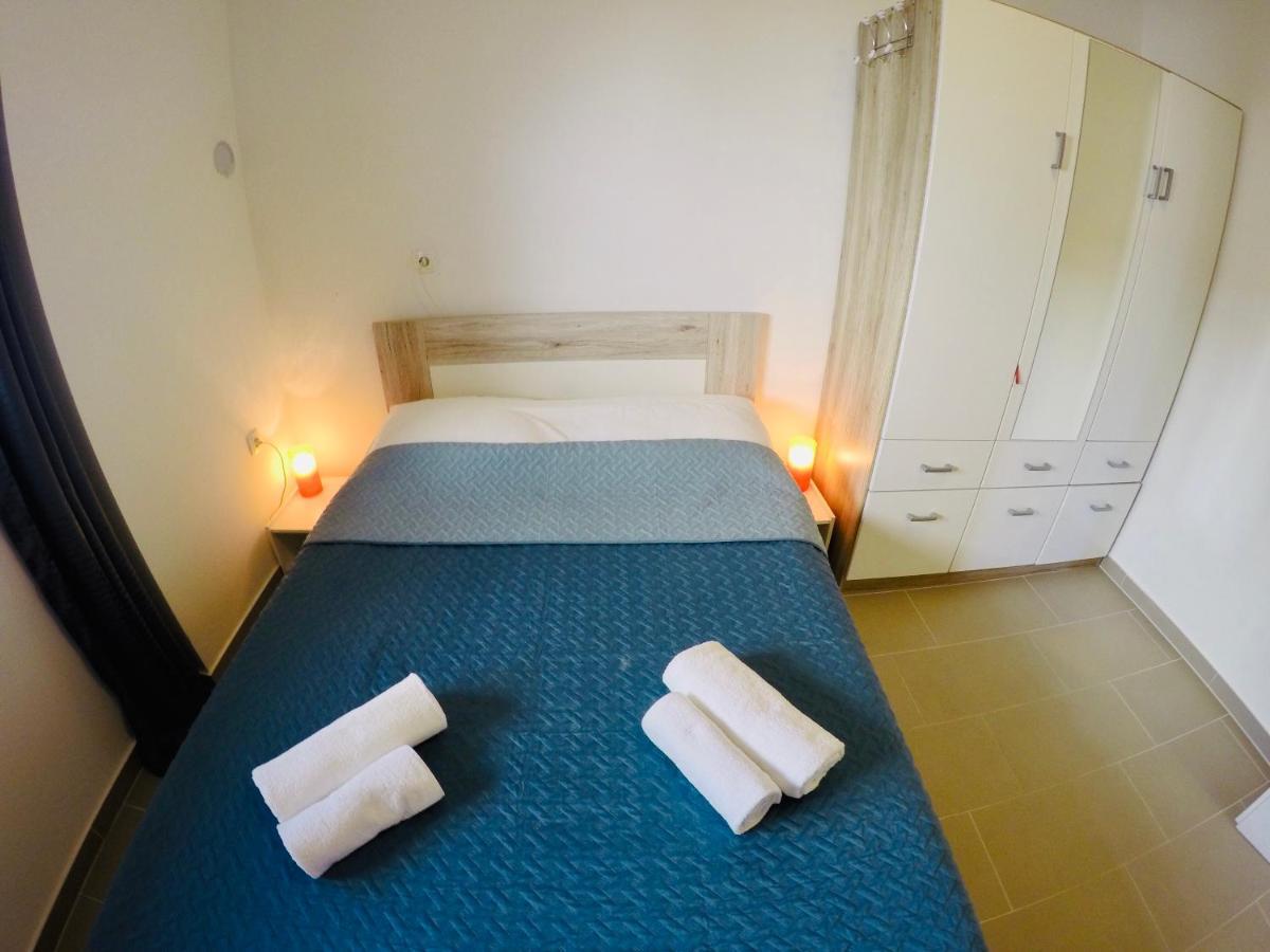 Apartments Lopac Jadranovo Zewnętrze zdjęcie